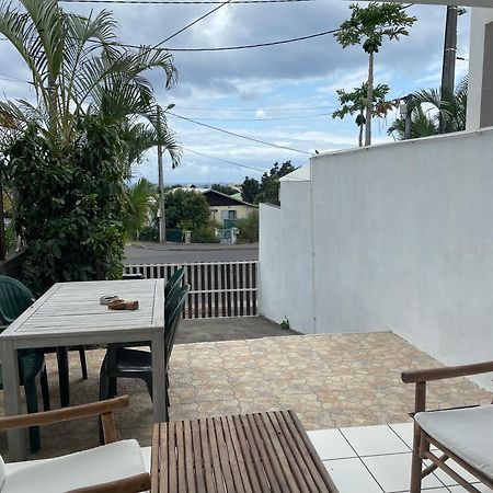 Studio 40M2 Saint Gilles Les Bains Экстерьер фото